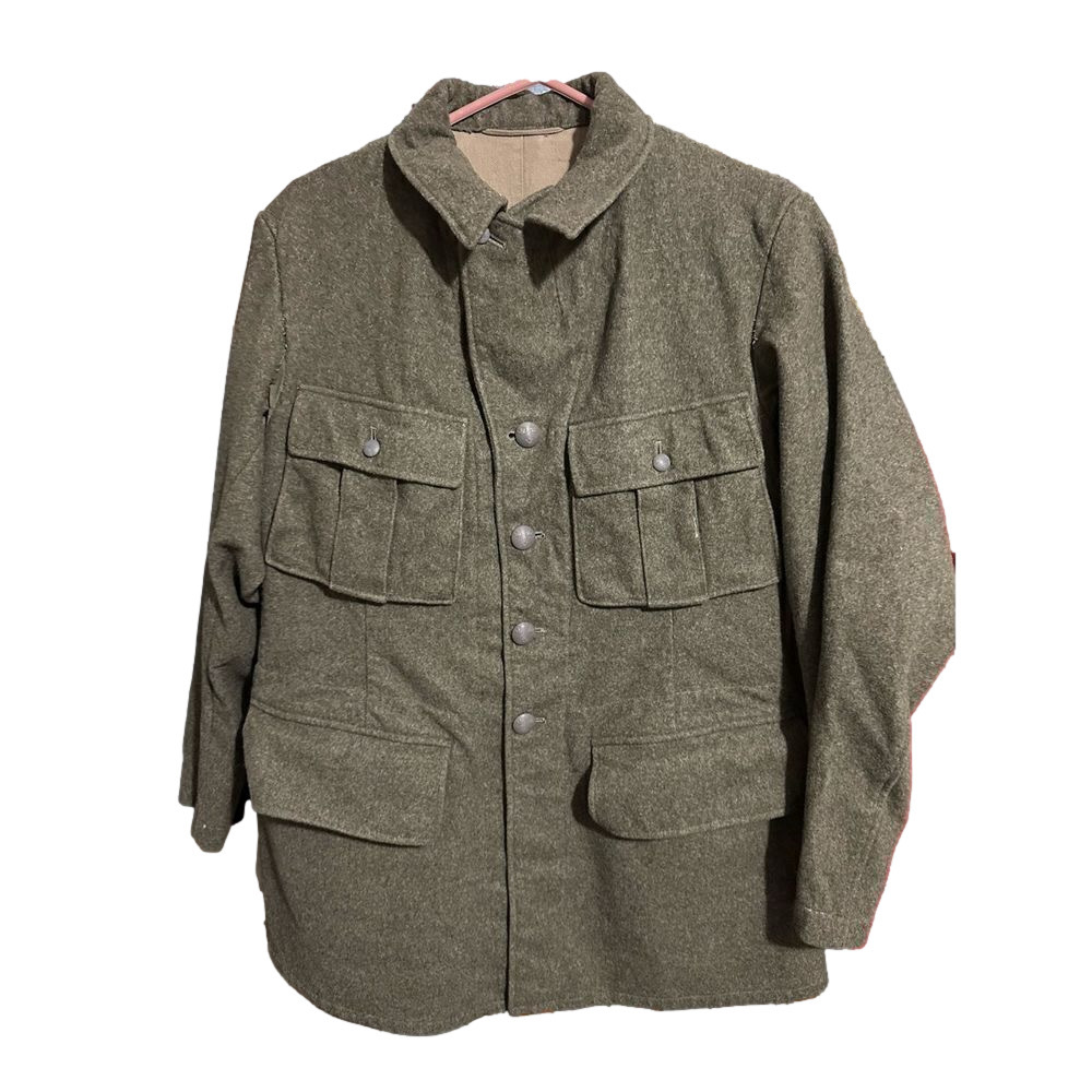 Swedish Royal Navy Jacket P2P 17 inches. Arm Length 26 inches. Length 29 inches